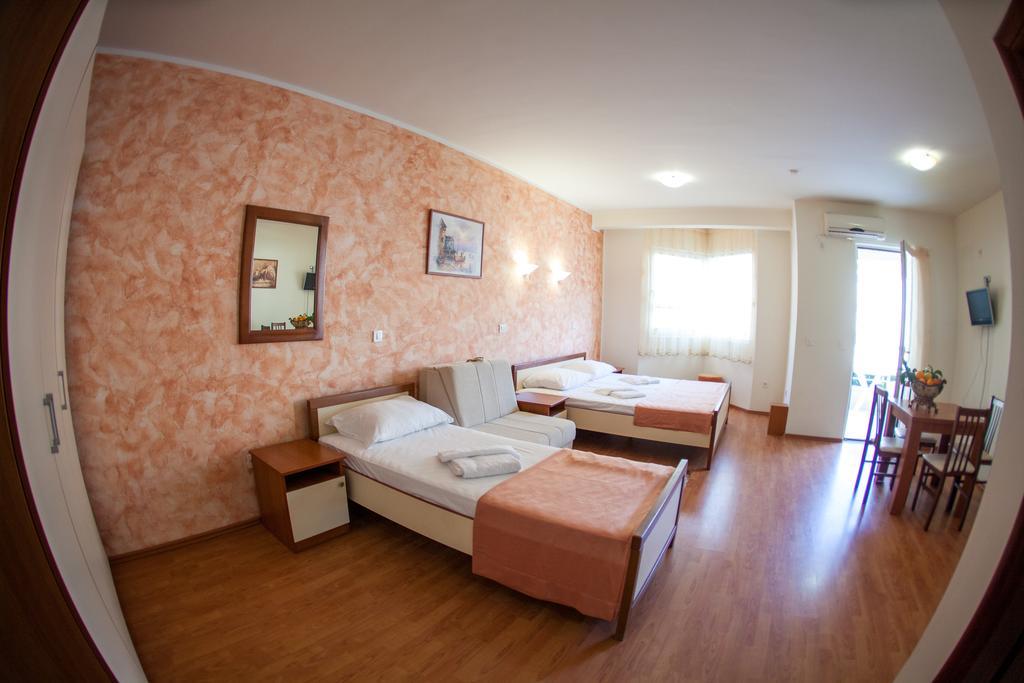 Residence Bella Budva Pokoj fotografie